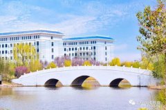 一家族22人先后求学，这才是八维实力！