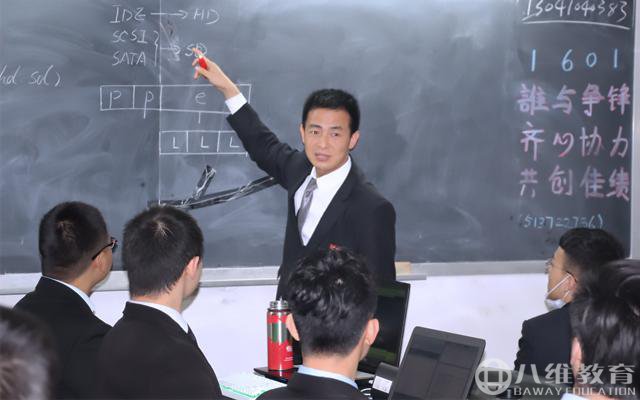 互联网行业，真的是吃青春饭吗？